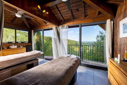 Spa Ardèche, Cévennes · Spa & Bien-être · Domaine de Chalvêches
