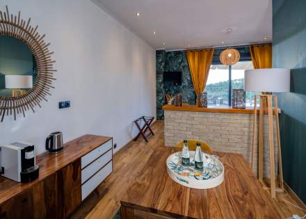 4-star Hotel Ardèche · Aparthotel Holiday Ardèche · Domaine de Chalvêches